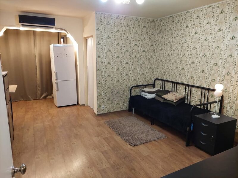 Titan - Metrou Costin Georgian